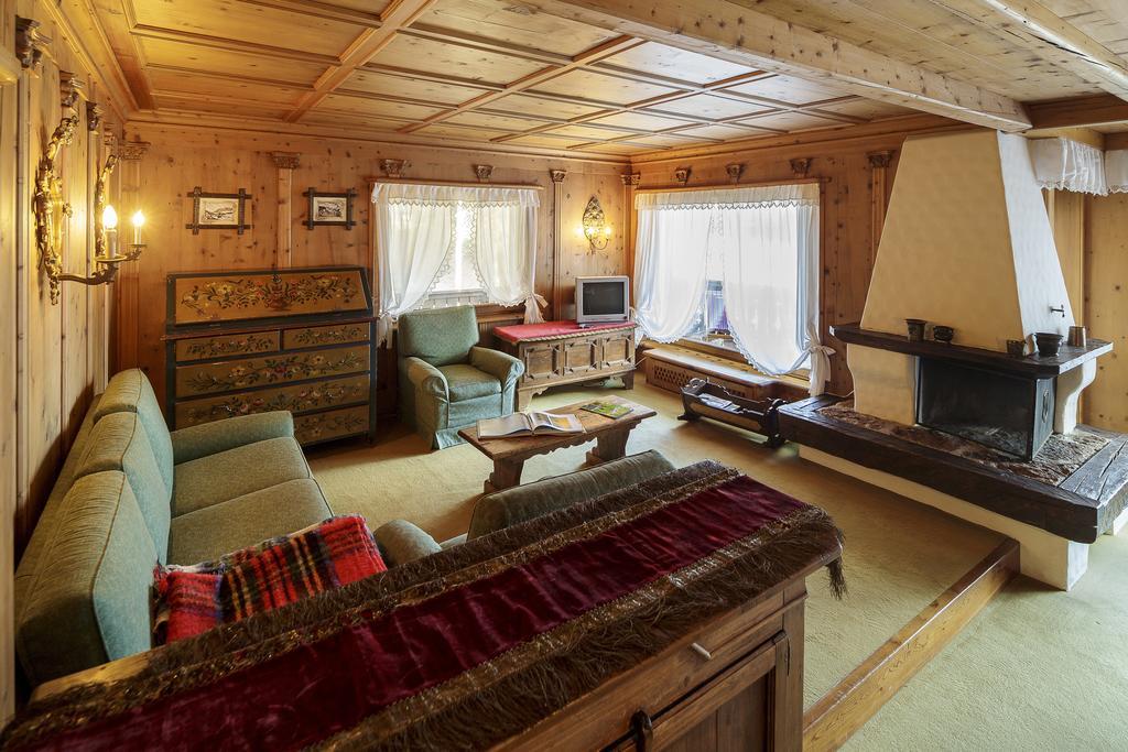 Pocol - Stayincortina Apartment